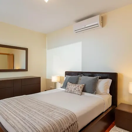 Private Pool And Sea View - Tropical