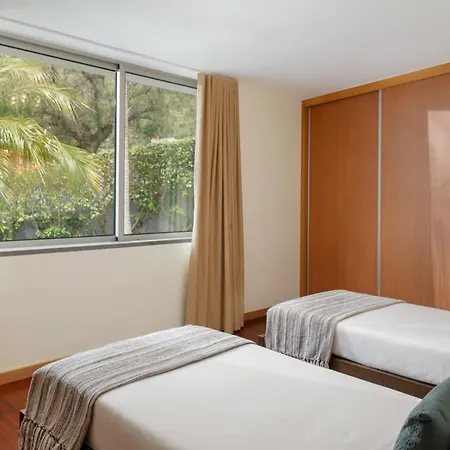 Villa Tropical By An Island Arco da Calheta (Madeira)
