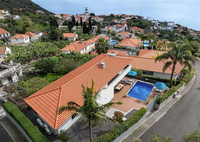Private Pool And Sea View - Tropical Villa Arco da Calheta