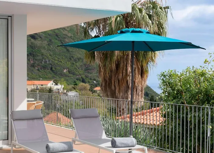 Private Pool And Sea View - Tropical Villa